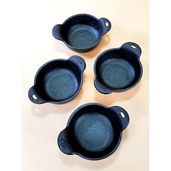 4 pc Cast Iron Ramekins Bakeware Bowls 4 1/2" x 1 1/2", 12 oz capacity