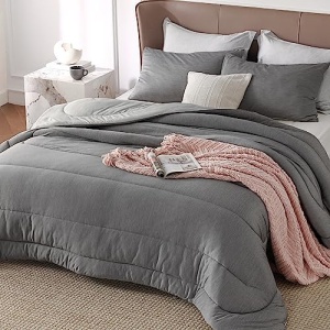 Bedsure Queen Comforter Set - Cooling and Warm Bed Set, Light Grey Reversible All Season Cooling Comforter, 3 Pieces, 1 Queen Size Comforter (88"x88") and 2 Pillow Cases (20"x26")