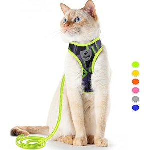 Supet Cat Harness and Leash Escape Proof, Adjustable Breathable Vest with Reflective Trim for Large Small Cats Kittens Puppies